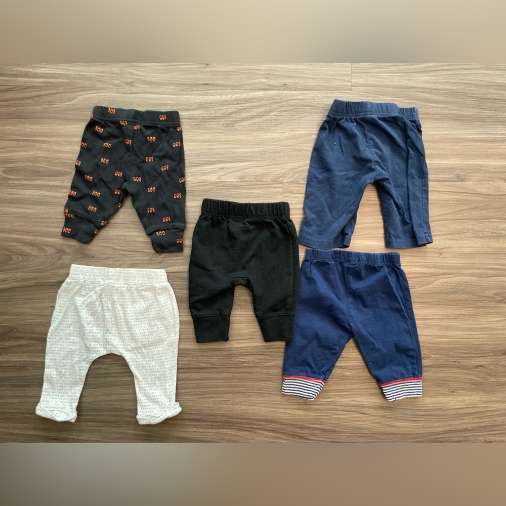 Set of 5 Baby Pants in Black, Blue, and Cream size 3M - Picture 2 of 3